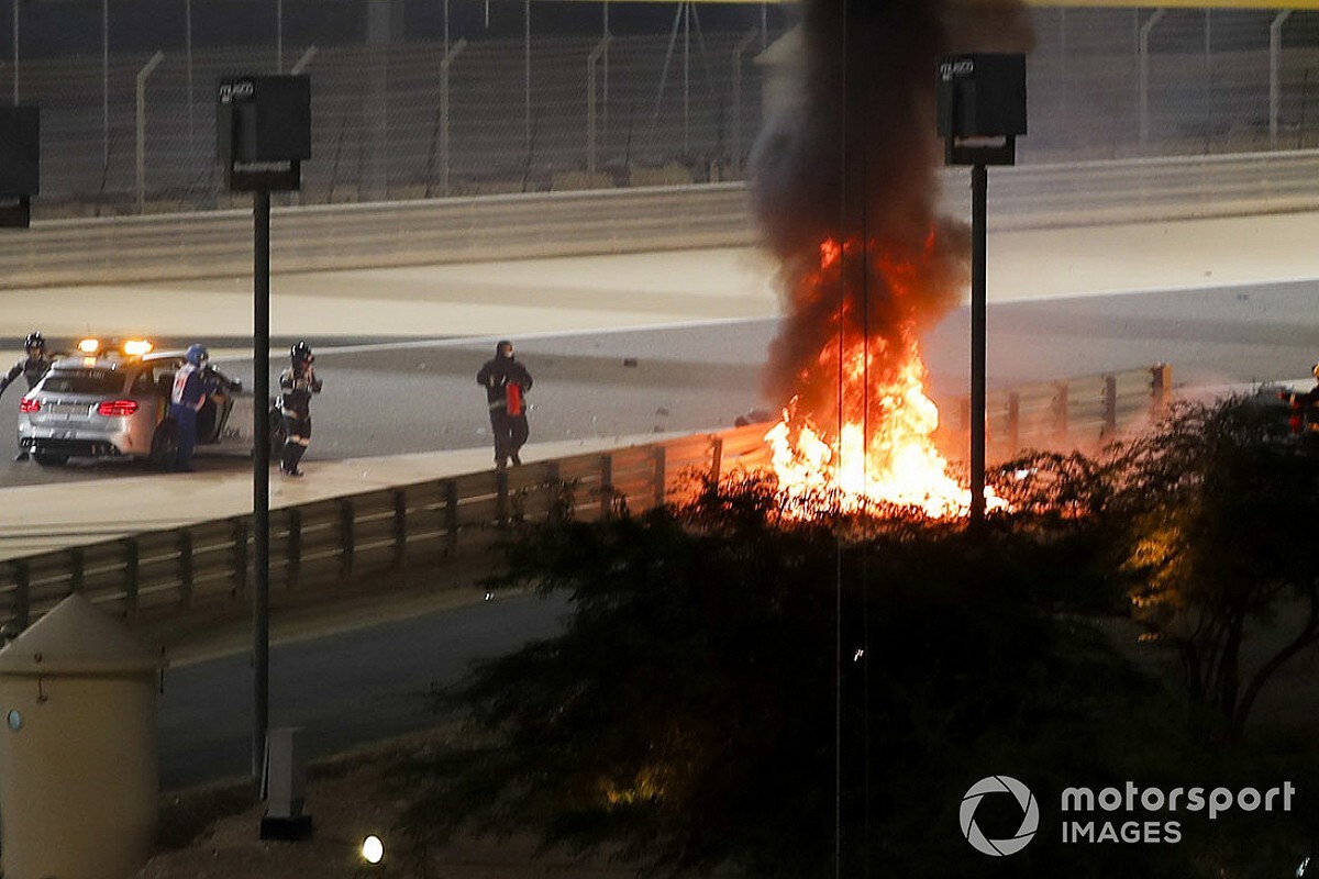 Grosjean, korkunç kazadan kurtuldu!