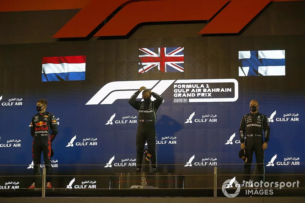 Max Verstappen, Red Bull Racing RB16B 2nd, Lewis Hamilton, Mercedes W12 1st and Valtteri Bottas, Mercedes W12 3rd