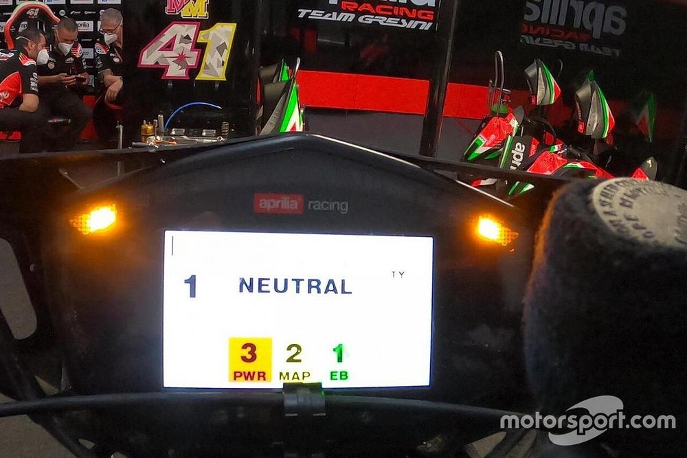 Professioni del Motorsport: nei segreti dell'elettronica dell' Aprilia Racing 