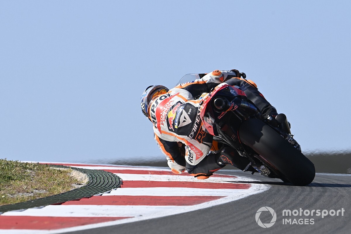 Pol Espargaró: “Es imposible que Pecco viera esa banderita”