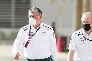 Szafnauer: "Vettel mühendislere, çok iyi geribildirimlerde bulunuyor"