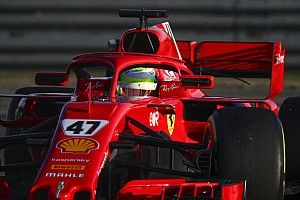 Schumacher tevreden over eerste (halve) testdag met Ferrari