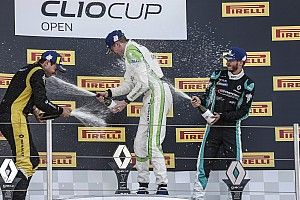 Clio Cup Open: Felice Jelmini sale sul podio al Paul Ricard