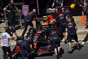 Red Bull поменяла шасси Гасли в ночь с пятницы на субботу