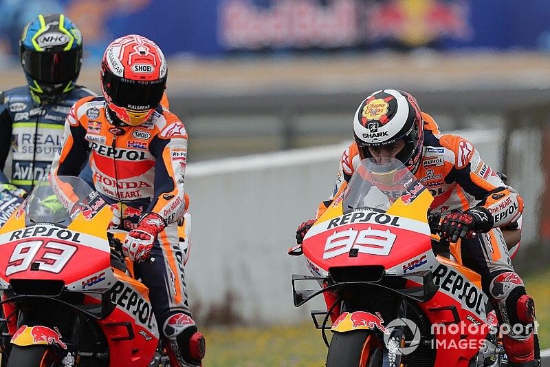 Márquez : Lorenzo, un "vrai champion"