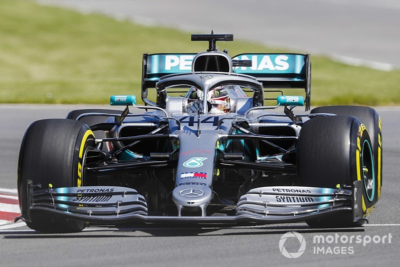Хэмилтон стал лучшим на первой тренировке в Канаде, Ferrari отстала на секунду