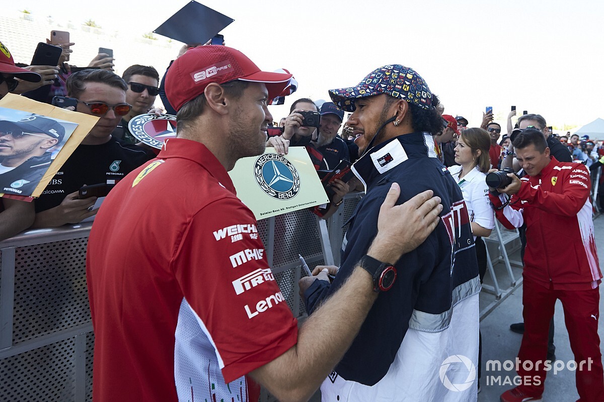 Hamilton hoopt op ‘hele mooie’ kans voor Vettel in 2021