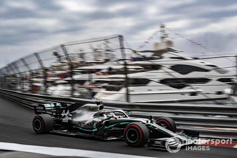 Hamilton manda en la segunda práctica en Mónaco