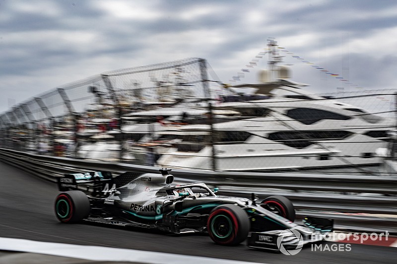 Hamilton manda en la segunda práctica en Mónaco