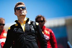Сироткин первым проедет на Ф1 с шинами 18 дюймов