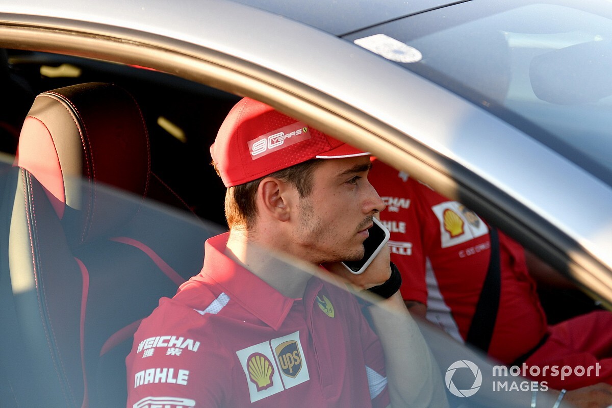 Verstappen ziet Leclerc dit seizoen nog wel een Grand Prix winnen