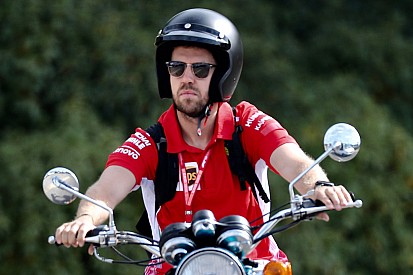 A Red Bull nem zárja ki Vettel visszatérését