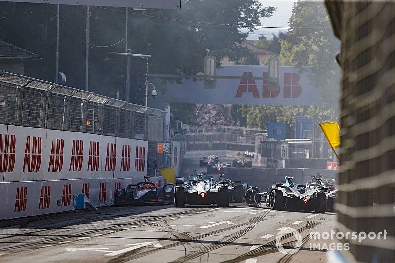 La FIA discutirá el comportamiento de los pilotos durante el amontonamiento