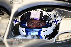 Bottas blisko rekordu, problemy Russella