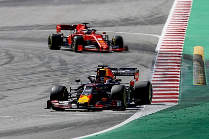 Jos Verstappen prijst Red Bull: "Dit in februari niet verwacht"