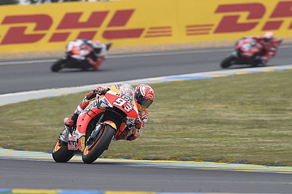 Marquez ongenaakbaar naar overwinning in GP van Frankrijk