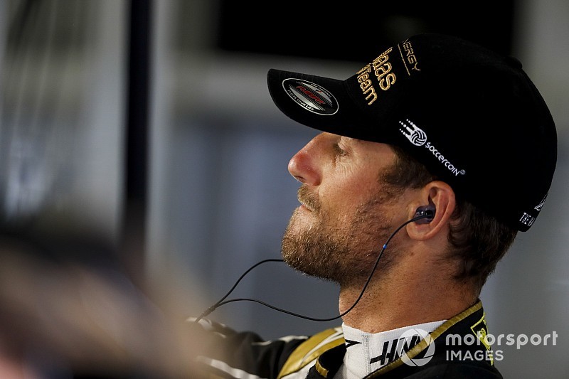 Romain Grosjean visszatérne a versenymotorokra
