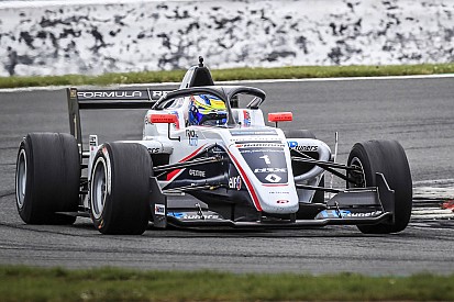 Formula Renault Eurocup, Silverstone: weekend perfetto per Oscar Piastri