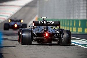Mercedes in vendita: ma chi cede delle quote a Ineos?