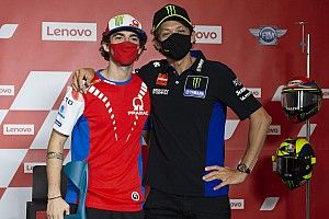 Bagnaia Sebut Rossi sebagai Mentor Terbaik