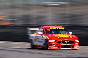The Bend Supercars: McLaughlin pips Mostert in P2