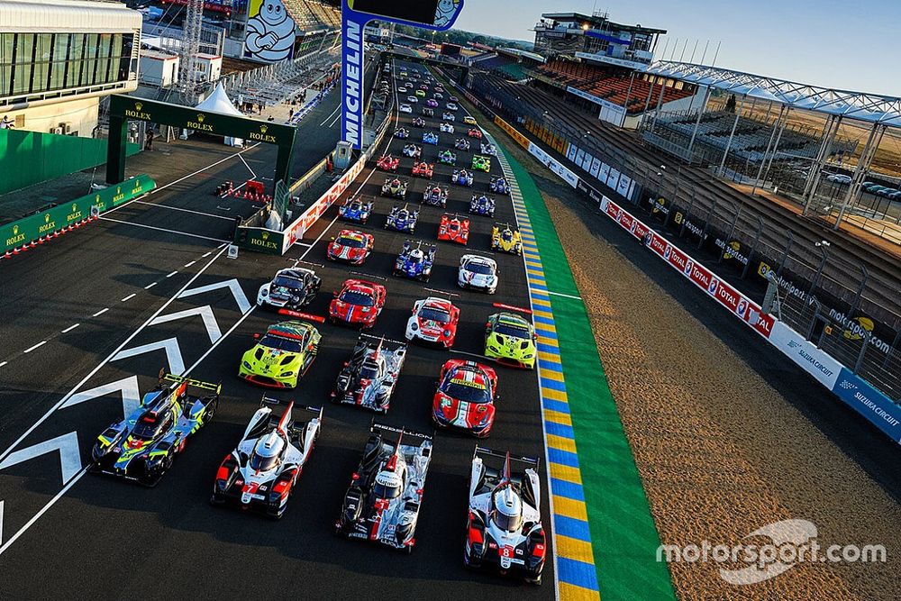 Gruppenfoto: Alle Autos für die 24h Le Mans 2020