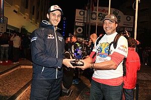 Motor sporları dünyasının şampiyon baba ve oğulları