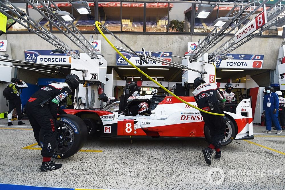 #8 Toyota Gazoo Racing Toyota TS050: Kazuki Nakajima