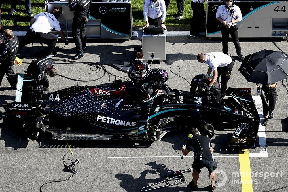 'Kleine veranderingen' bij Mercedes na positieve coronatest
