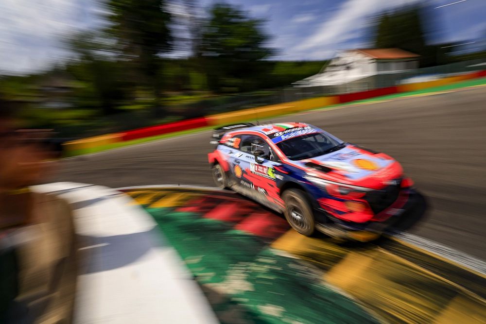 Фотогалерея: машины WRC на трассе в Спа