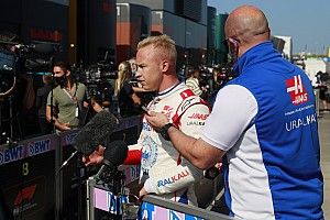 Mazepin boos op Schumacher: "Hij verknalt met opzet mijn ronde"