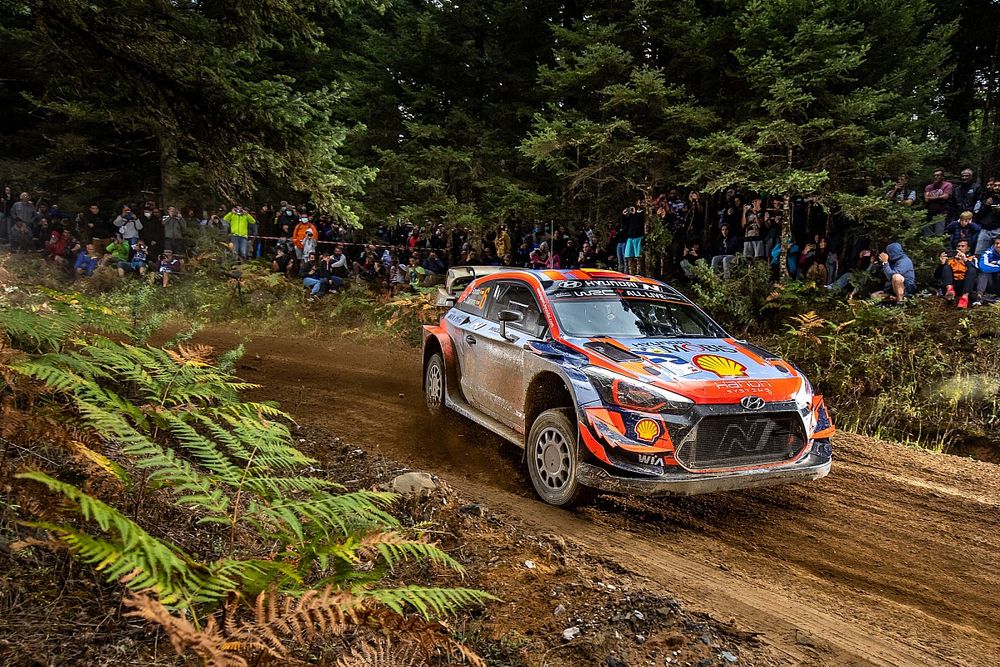 Solberg and Sordo to share third WRC Hyundai in 2022