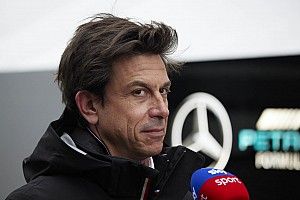 F1: Wolff vê corrida “espetacular” de Verstappen e diz que ninguém “maximiza” pontos