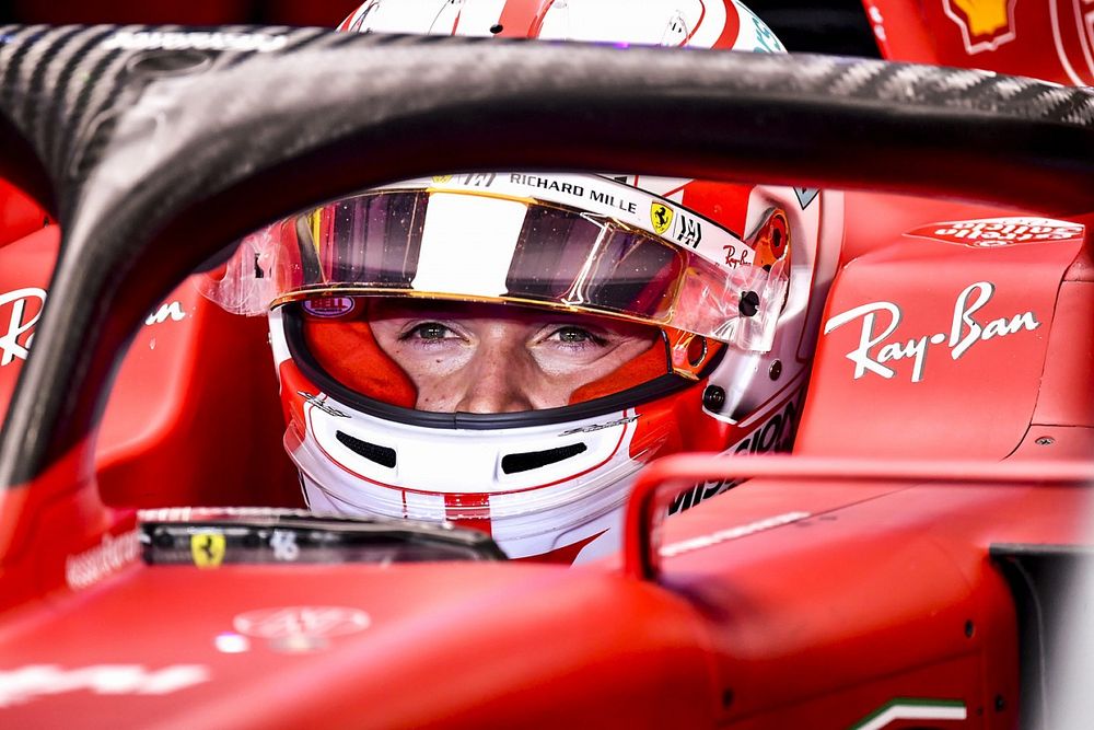 Leclerc no se explica la superioridad de Sainz en Qatar