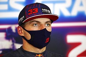 Verstappen se concentra en él y no piensa en lo que Hamilton dice