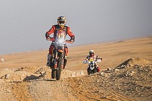 Price zegeviert in ronde om Riyadh, Petrucci knap tweede
