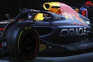 F1新車”雑感”解説2022「レッドブルRB18」:意外なサイドポンツーン形状。でも実戦バージョンはまるで別?