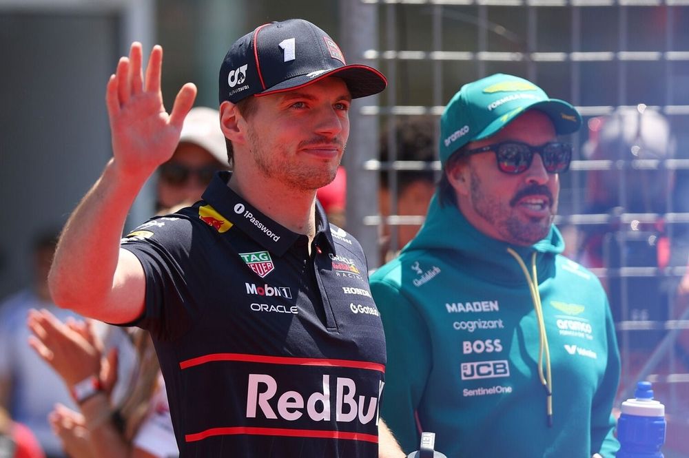 Max Verstappen y Fernando Alonso