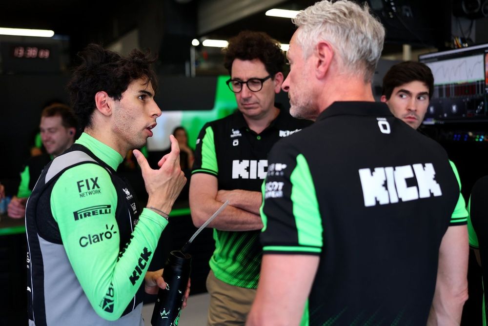 Gabriel Bortoleto, Kick Sauber, Mattia Binotto, COO and CTO of Stake F1 Team Kick Sauber and Jonathan Wheatley, Team Principal of Stake F1 Team Kick Sauber