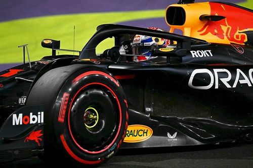 F1: Verstappen "não está confiante" em segurar Piastri para vencer GP da Arábia Saudita