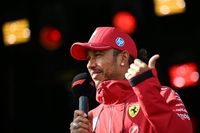 Hamilton wspiera Cadillaca