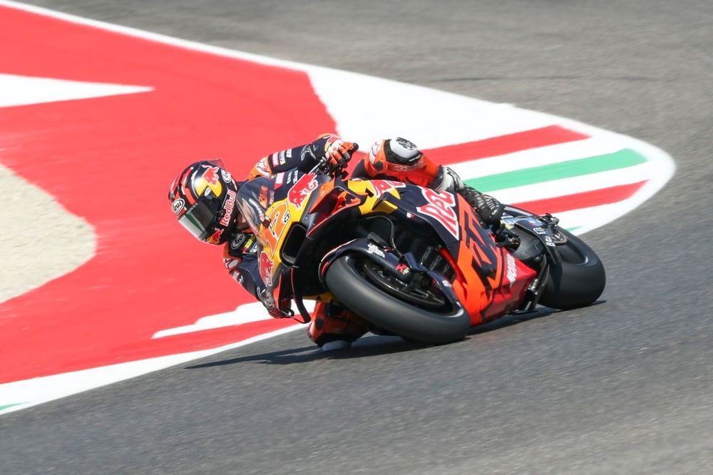 Maverick Vi&ntilde;ales, Red Bull KTM Tech 3