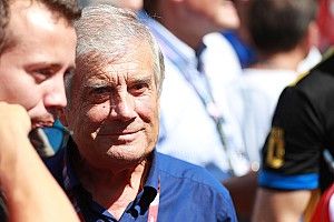 Agostini torna in pista a Misano per presentare la MV Agusta Superveloce AGO