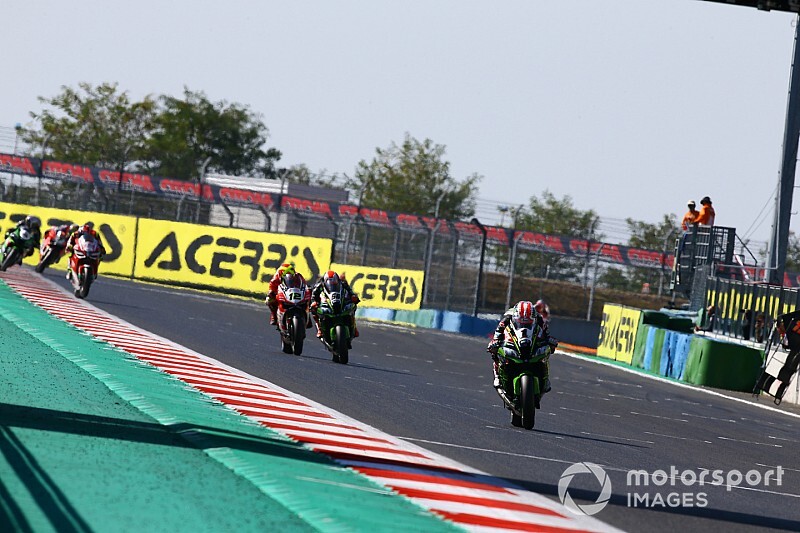 SBK 2019: orari tv di Sky, TV8, Eurosport e DAZN del round di Magny-Cours