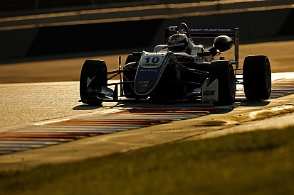 Robert Shwartzman se estrena y rompe la racha de Schumacher