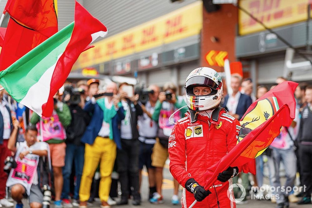 Vettel ilyen boldog is volt a Ferrarinál: „Grazie ragazzi” (videó)