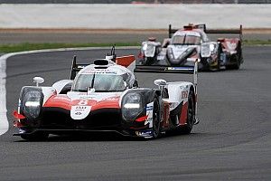 El #8 de Alonso lidera las 6 horas de Silverstone a mitad de carrera