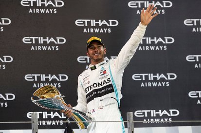 Hamilton supera Beckham e se torna atleta britânico mais bem pago de todos os tempos, com patrimônio de R$ 1,6 bilhão