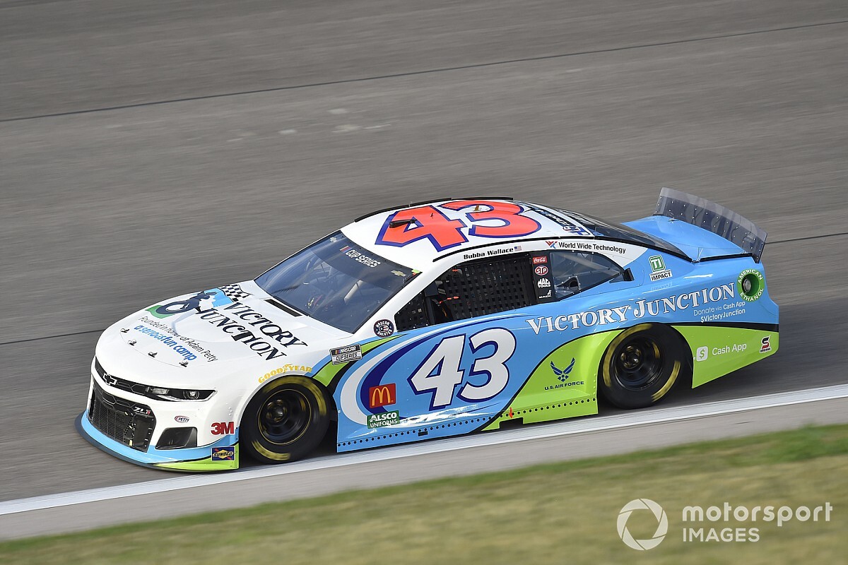 Pair of Cup crew chiefs suspended prior to New Hampshire race