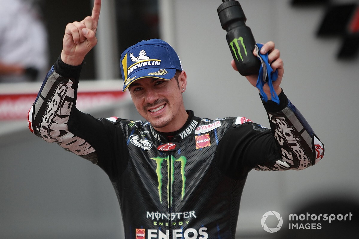 Viñales gana la pole en frenética clasificación en Austria